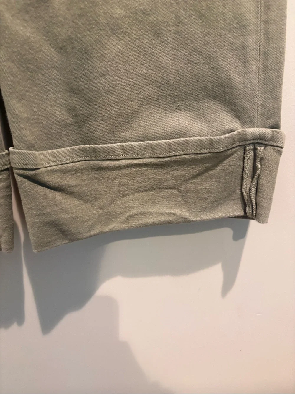 KUT from the Kloth Women’s Size 4 Olive Green Cropped Cuffed Pants